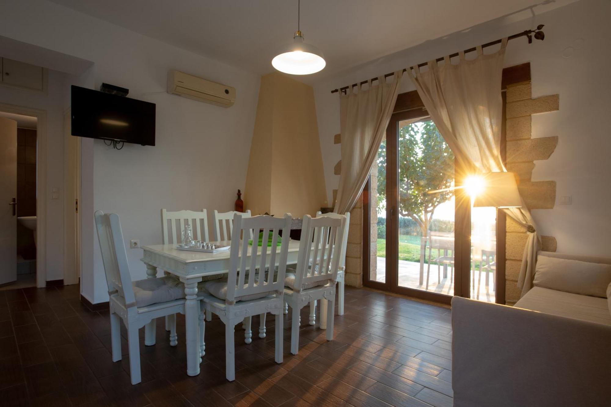 Sunset Villas ฟาลาซาร์นา ภายนอก รูปภาพ